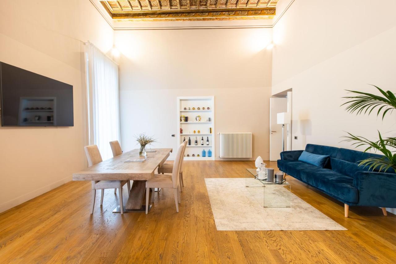 Moncada Suites & Apartments Παλέρμο Εξωτερικό φωτογραφία